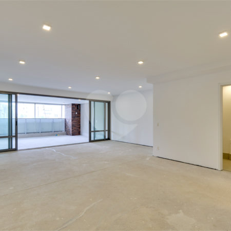 Apartamento à venda com 4 suítes em Campo Belo, São Paulo, SP