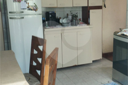 Casa à venda com 3 quartos, sendo 1 suíte,  em Jardim Aeroporto Iii, Mogi das Cruzes, SP