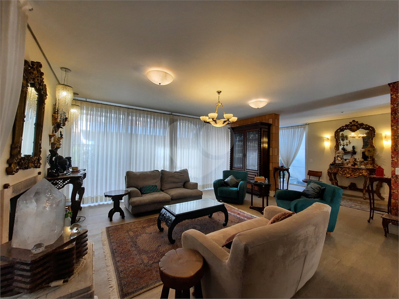 Casa à venda com 4 suítes no condomínio Las Cumbres, São Paulo - SP