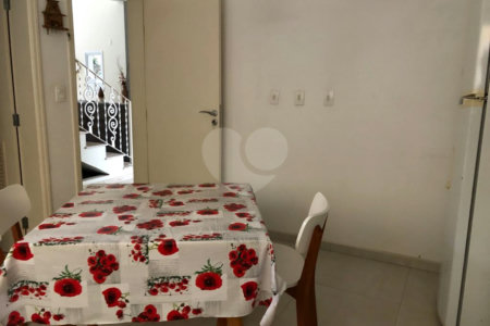Casa à venda com 3 suítes no condomínio Aldeia da Mata, Votorantim - SP