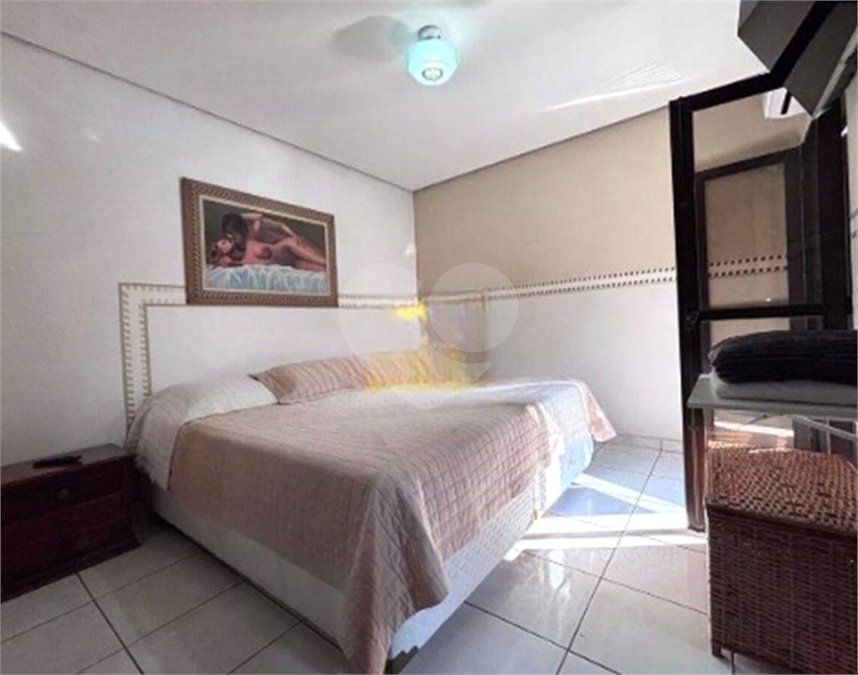 Sobrado à venda ou para alugar com 3 quartos, sendo 1 suíte,  em Jardim Maria Helena, Guarulhos, SP