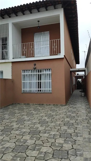Casa à venda com 4 quartos, sendo 3 suítes, em Vila Polopoli, São Paulo, SP