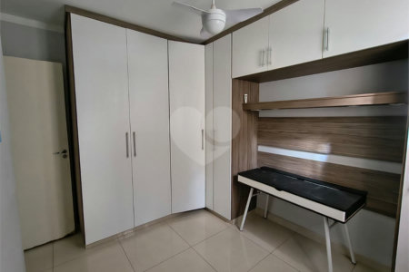 Apartamento à venda com 3 quartos, sendo 1 suíte,  em Parque Industrial Lagoinha, Ribeirão Preto, SP