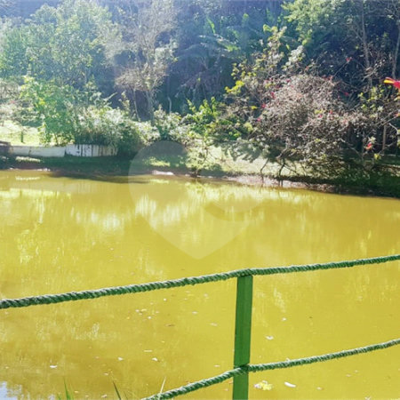 Casa à venda com 5 quartos, sendo 1 suíte,  em Taboão, Mogi das Cruzes, SP