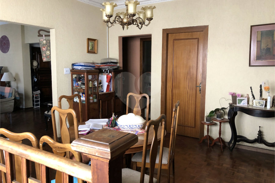 Sobrado à venda com 5 quartos em Santana, São Paulo, SP