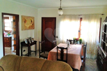 Casa à venda com 4 quartos em Capela, Vinhedo, SP