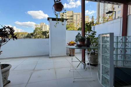 Casa para venda em Jardim Peri Peri com 3 quartos, sendo 1 suíte, 149m²