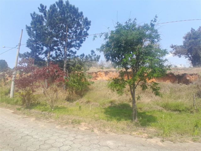 Terreno à venda no condomínio Aútria da Cantareira, Mairiporã - SP