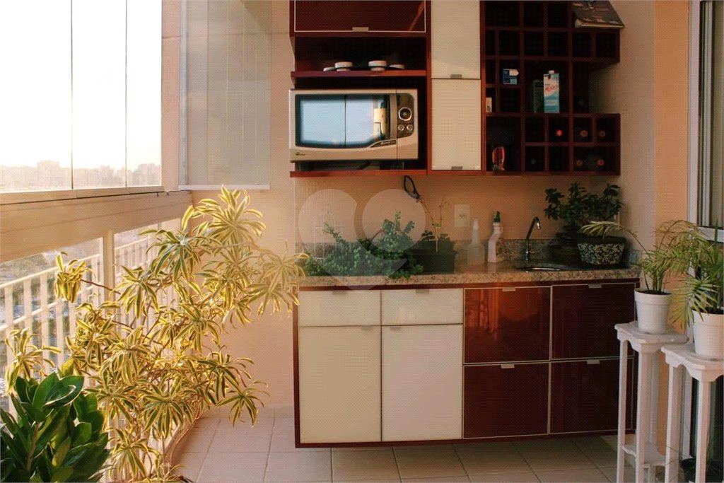 Duplex à venda com 3 quartos, sendo 2 suítes,  em Vila Santo Estéfano, São Paulo, SP