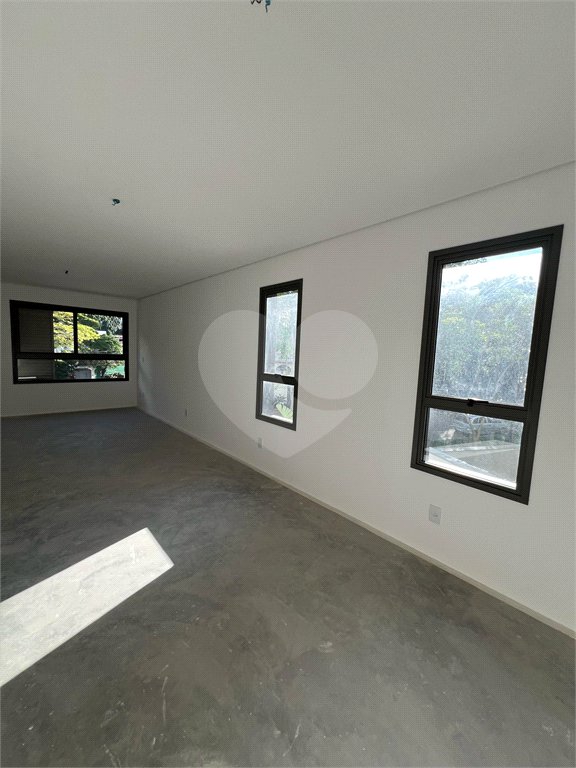 Apartamento à venda com 4 suítes em Sumaré, São Paulo, SP