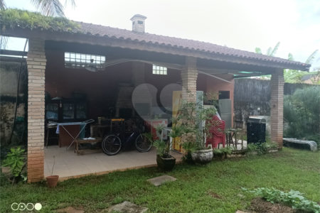 Casa à venda com 4 quartos, sendo 1 suíte,  no condomínio Morada da Praia, Bertioga - SP