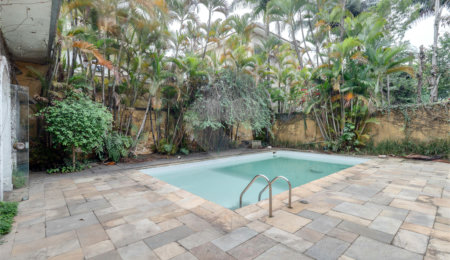 Casa Térrea à venda com 4 quartos, sendo 2 suítes,  em Brooklin Velho, São Paulo, SP