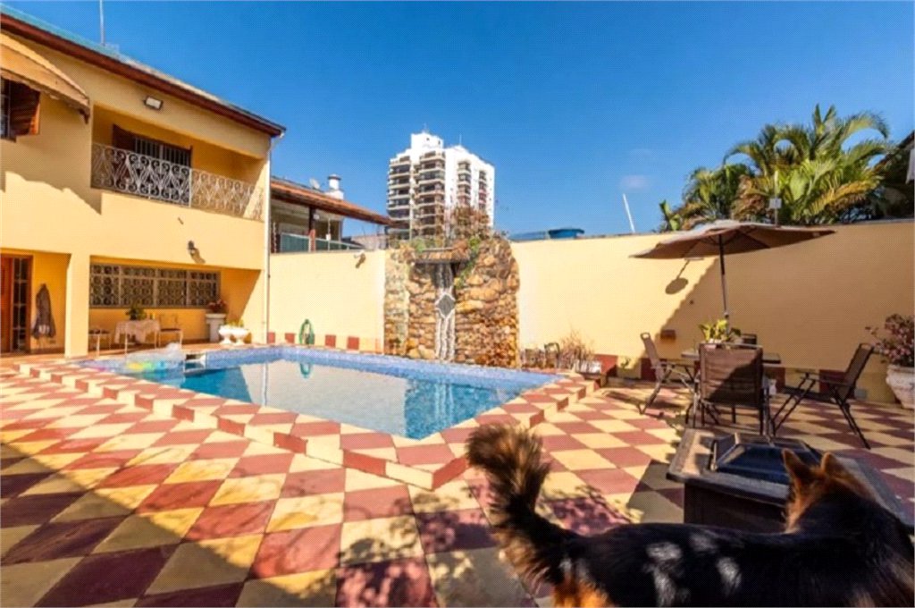 Sobrado à venda com 5 quartos, sendo 4 suítes, em Vila Galvão, Guarulhos, SP