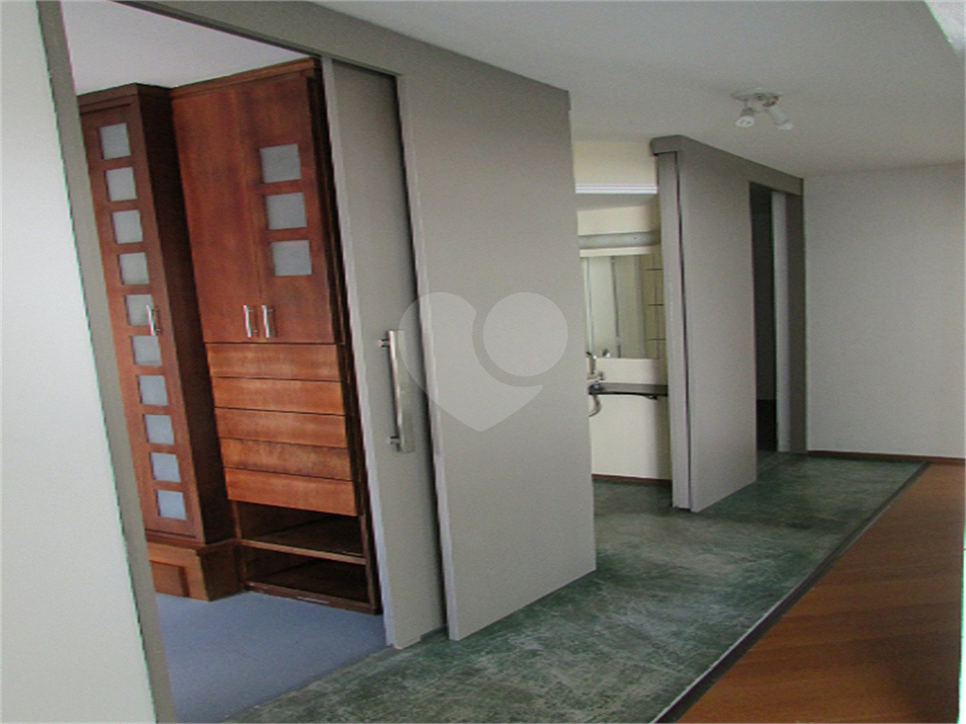 Apartamento à venda com 2 quartos em Vila Olímpia, São Paulo, SP