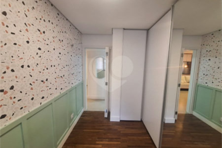Apartamento à venda com 2 quartos em Vila Uberabinha, São Paulo, SP