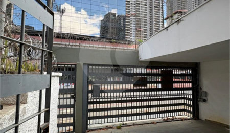 Casa para alugar com 4 quartos em Brooklin, São Paulo, SP