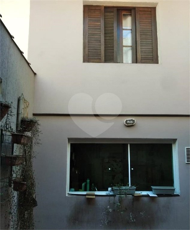 Sobrado à venda com 2 quartos em Tremembé, São Paulo, SP