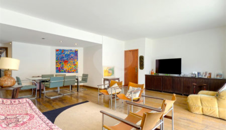 Apartamento à venda com 3 quartos, sendo 1 suíte,  em Lagoa, Rio de Janeiro, RJ