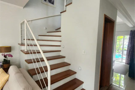 Casa à venda com 4 quartos, sendo 2 suítes, em Vila Romana, São Paulo, SP