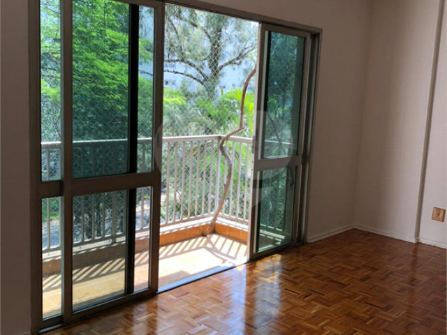 Apartamento à venda com 2 quartos em Santo Amaro, São Paulo, SP