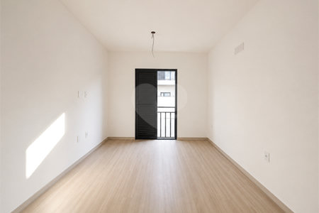Casa à venda com 3 suítes no condomínio Villaggio Maranello, Vinhedo - SP