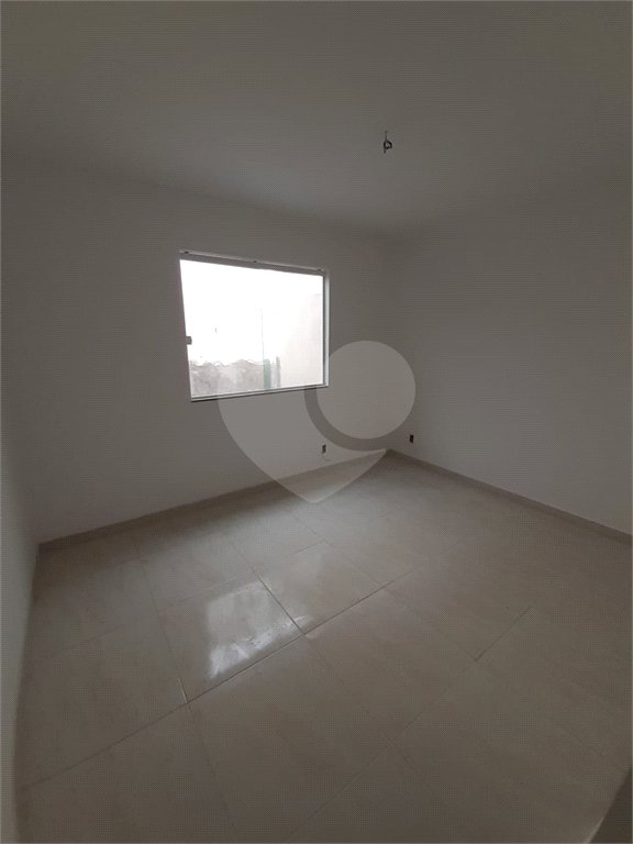 Casa à venda com 2 suítes no condomínio Residencial Marlene Correia, Rio de Janeiro - RJ