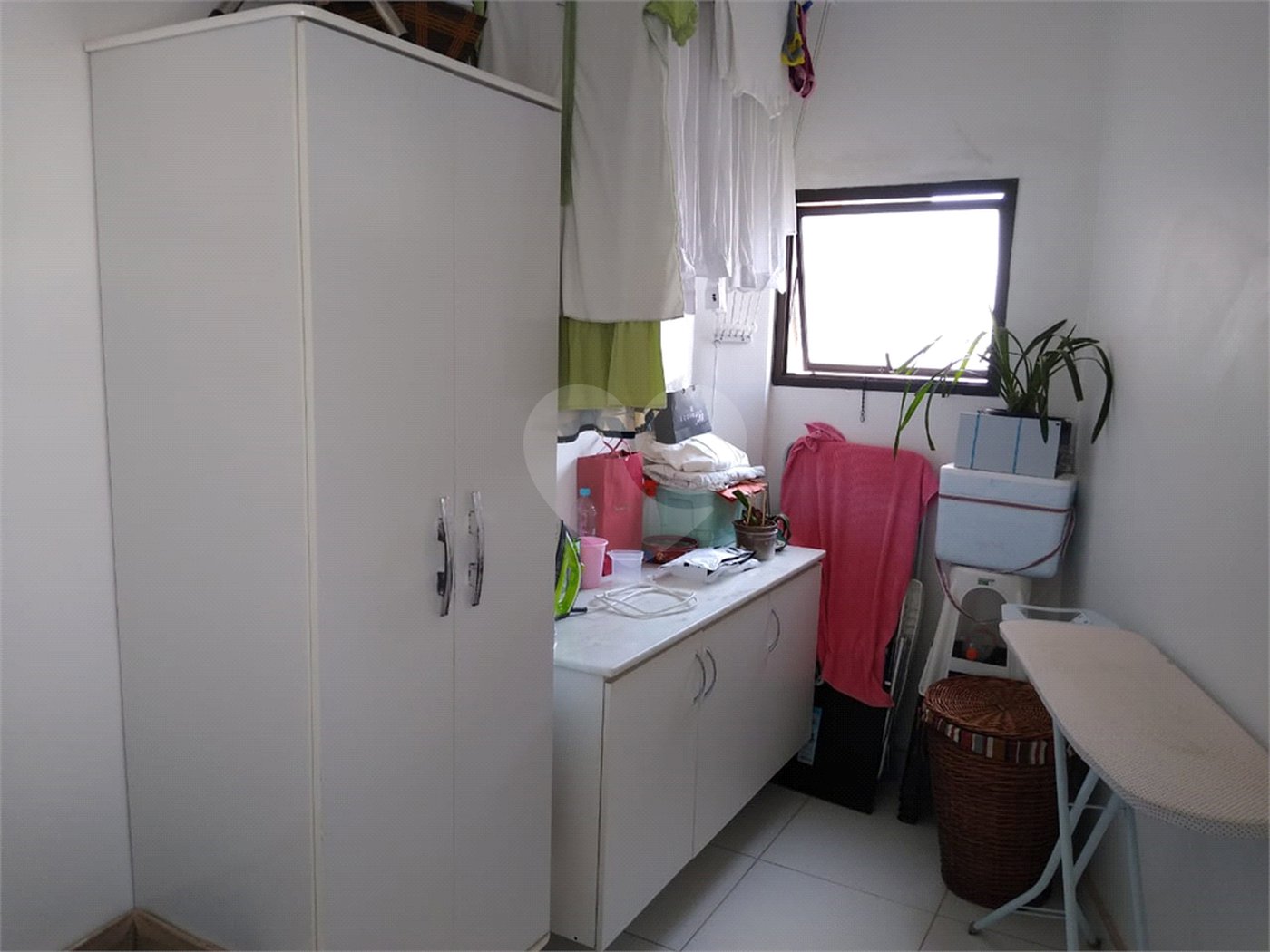 Apartamento à venda com 3 quartos, sendo 1 suíte,  em Vila Vitória, Mogi das Cruzes, SP