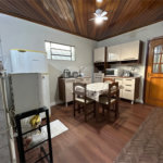 Casa à venda com 4 quartos, sendo 1 suíte, no Centro, Cravinhos, SP