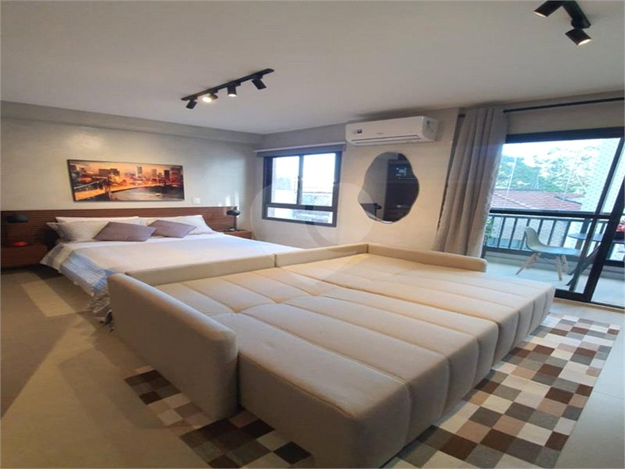 Apartamento à venda ou para alugar em Pinheiros, São Paulo, SP