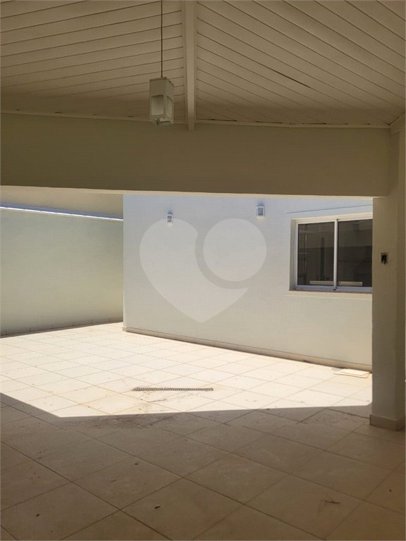 Sobrado à venda com 3 suítes em Jardim Regente, Indaiatuba, SP