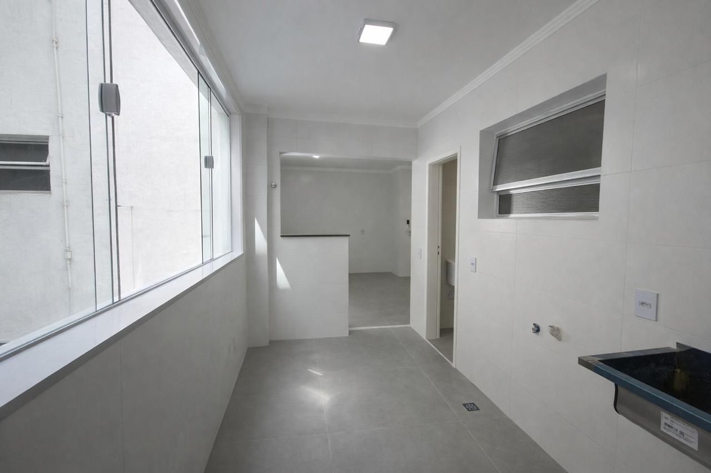Apartamento com 3 dormitórios à venda, 110 m² por R$ 1.550.000,00 - Boqueirão - Santos/SP