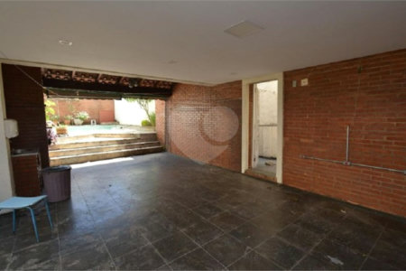 Casa à venda com 5 quartos, sendo 2 suítes, em Vila Galvão, Guarulhos, SP