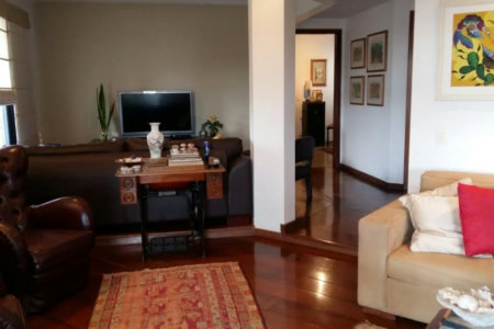 Apartamento à venda com 3 quartos, sendo 2 suítes,  em Jardim Parque Morumbi, São Paulo, SP