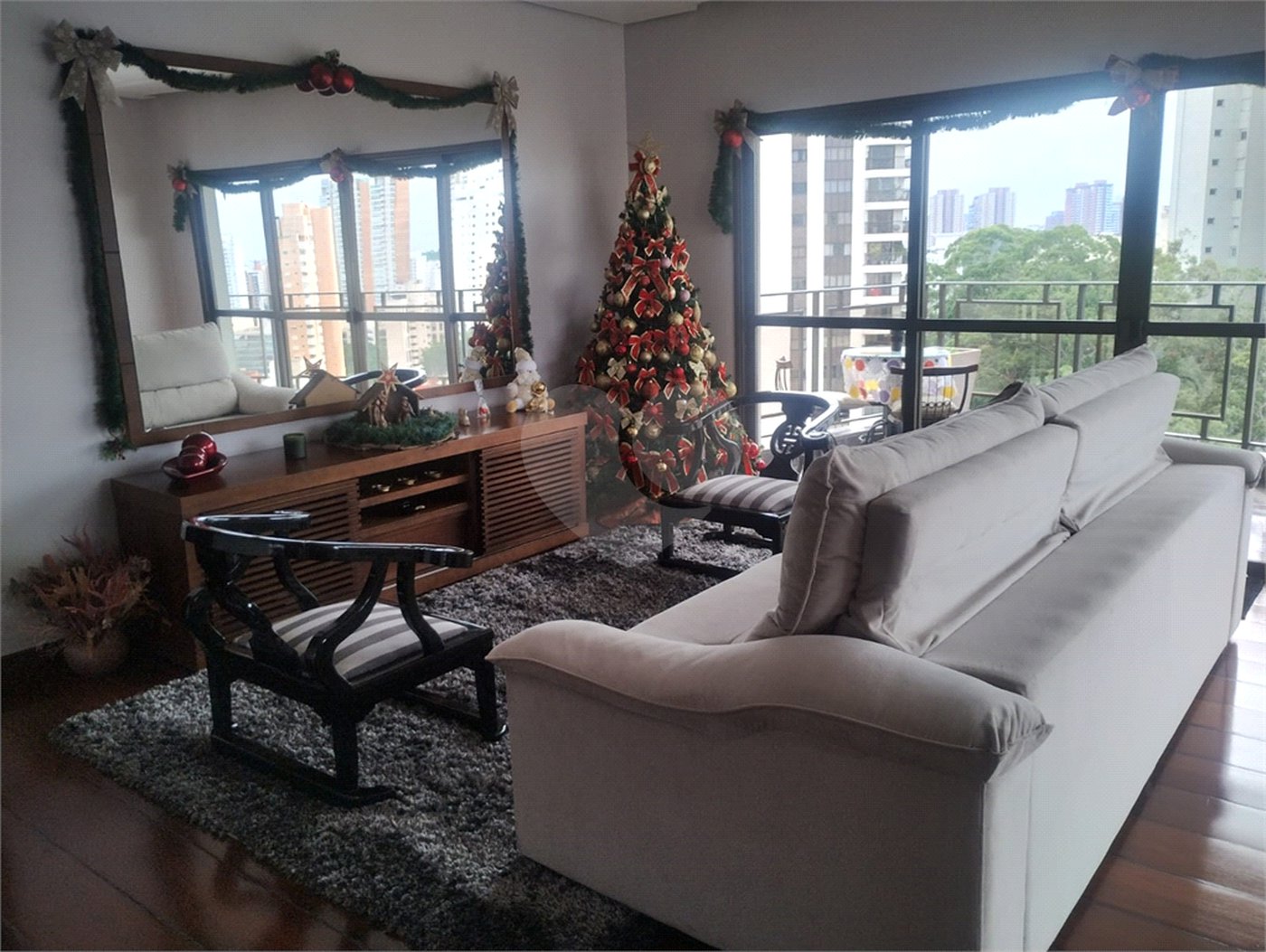 Apartamento à venda ou para alugar com 4 quartos, sendo 1 suíte,  em Vila Andrade, São Paulo, SP