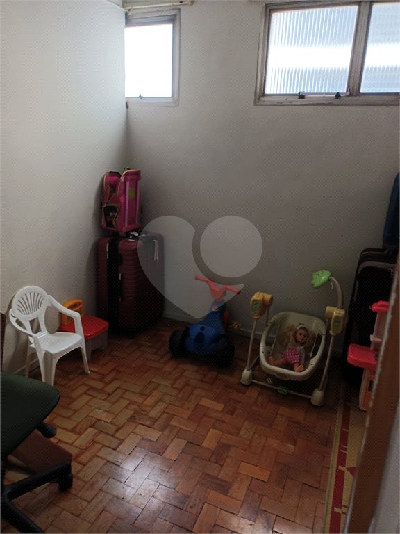 Apartamento à venda com 4 quartos, sendo 1 suíte, em Pinheiros, São Paulo, SP