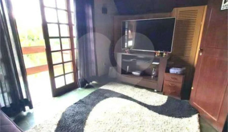 Casa à venda com 6 quartos, sendo 3 suítes,  no condomínio Vinhas da Vista Alegre - Lado Sede, Vinhedo - SP