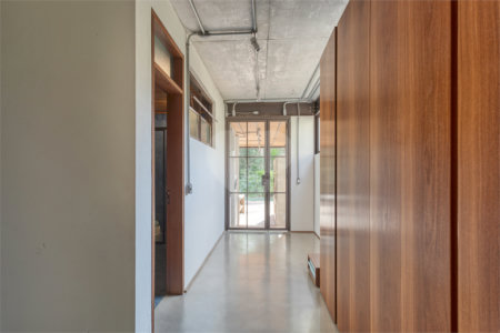 Sobrado à venda com 5 quartos, sendo 4 suítes, em Alto da Boa Vista, São Paulo, SP