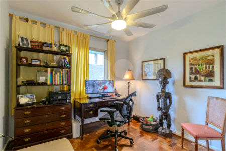 Apartamento à venda com 4 quartos, sendo 1 suíte, em Chácara Santo Antônio, São Paulo, SP