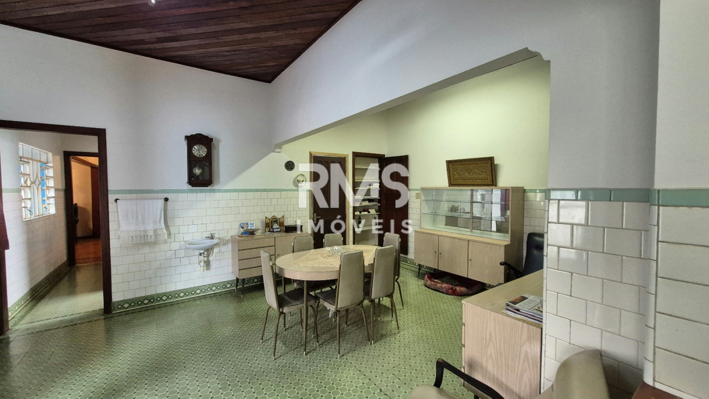 Casa à venda com 3 quartos no Centro, Itu, SP
