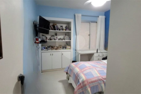 Apartamento à venda com 3 quartos, sendo 1 suíte,  em Indianópolis, São Paulo, SP