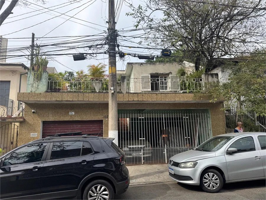 Terreno à venda com 4 quartos em Jardim Odete, São Paulo, SP