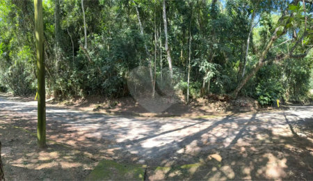 Terreno à venda no condomínio Alpes da Cantareira, Mairiporã - SP
