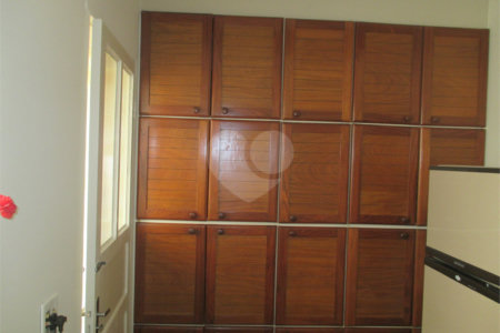 Casa à venda com 2 quartos, sendo 1 suíte, em Mirandópolis, São Paulo, SP