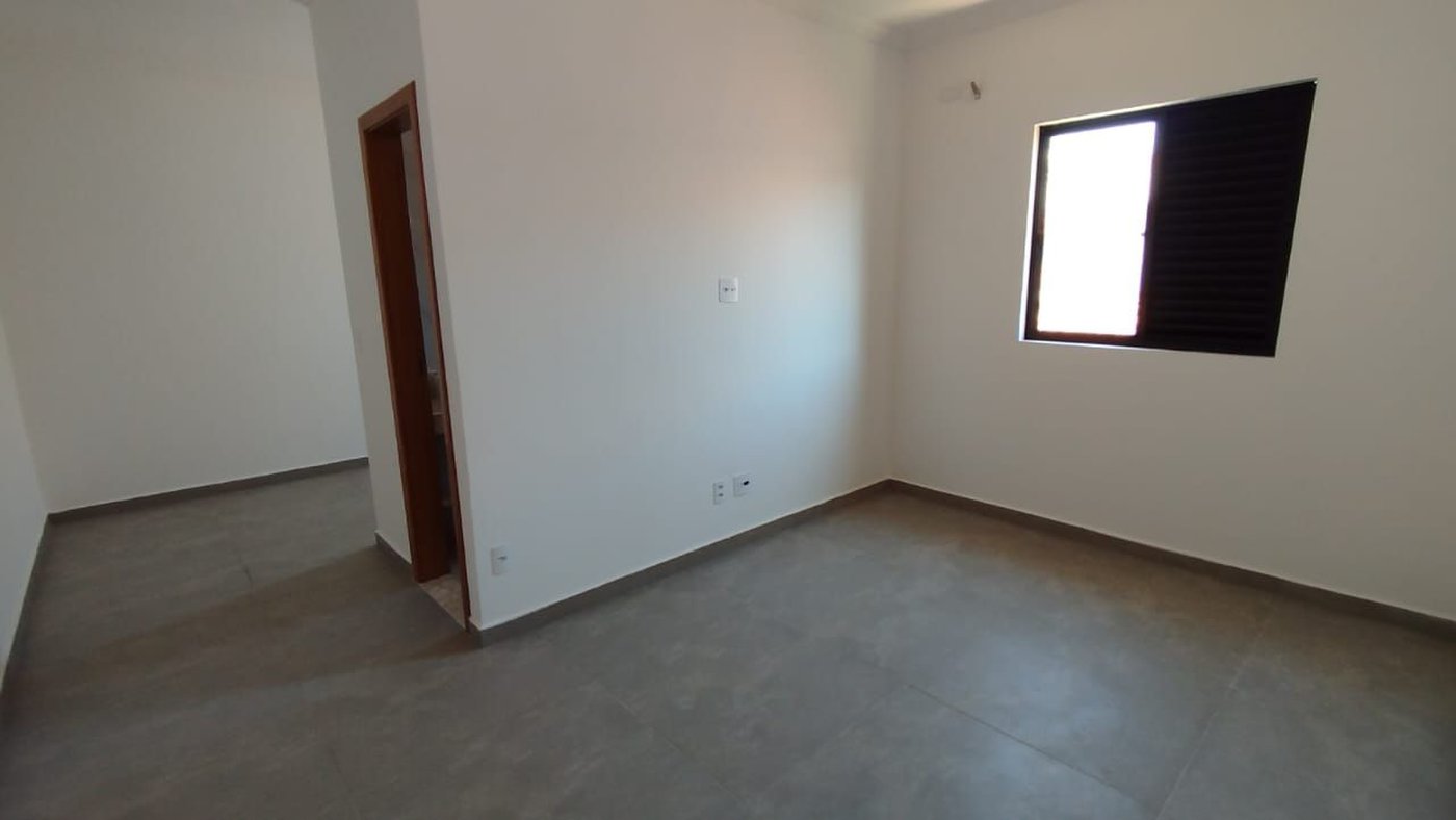 Casa com 3 dormitórios/Suítes, piscina à venda, 220 m² - Embaré - Santos/SP