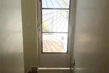 Casa à venda com 3 quartos, sendo 1 suíte,  em Jardim Aeroporto, São Paulo, SP
