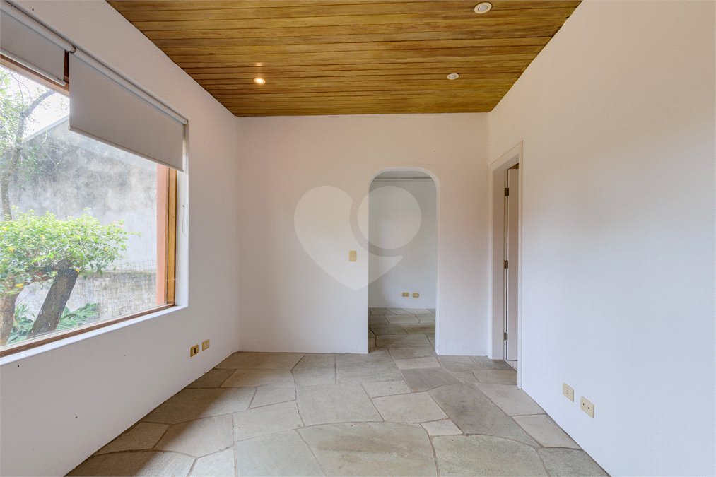 Casa Térrea à venda com 3 quartos, sendo 1 suíte, em Jardim Petrópolis, São Paulo, SP