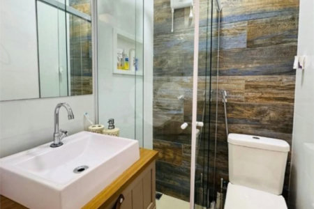 Casa em condomínio à venda com 3 quartos, sendo 2 suítes,  em Manguinhos, Armação dos Búzios, RJ