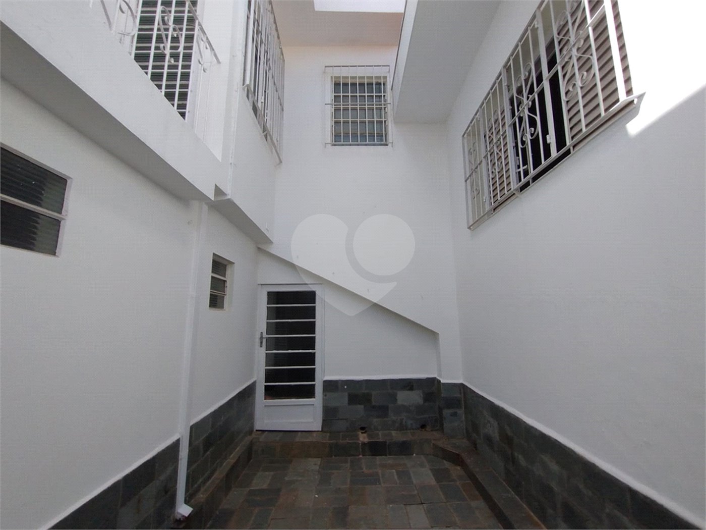 Casa à venda ou para alugar com 4 quartos, sendo 3 suítes,  no Centro, Itapetininga, SP