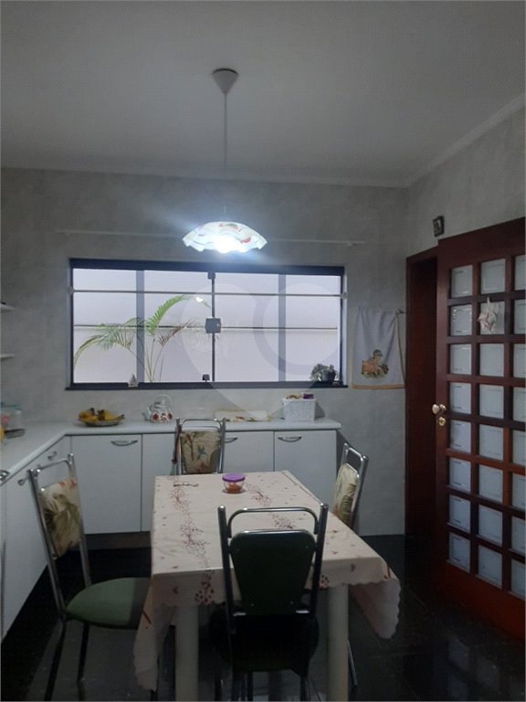Sobrado à venda com 4 suítes em Tremembé, São Paulo, SP