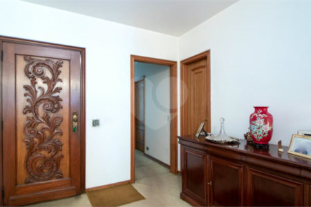Apartamento à venda com 4 suítes em Santa Cecília, São Paulo, SP